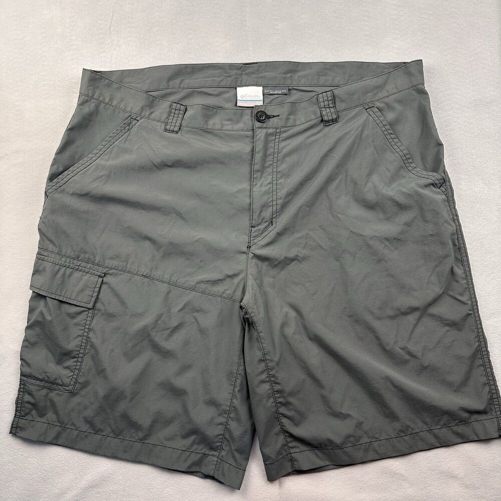 Columbia Omni-Shade Gray Hiking Shorts Size 42